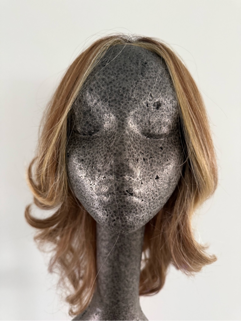Luxury High-End Wavy Synthetic Wig | Rich Brown w/ Blonde Highlights
